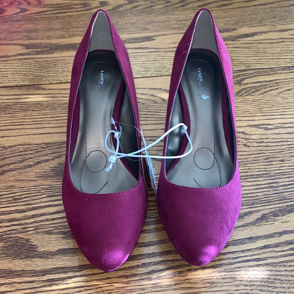 Maroon Pumps - Picture 3 of 6
